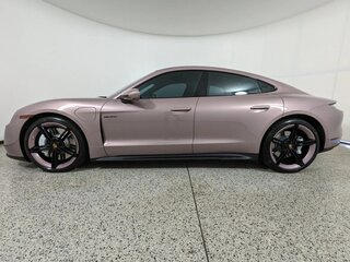 2022 Porsche Taycan GTS I, розовый, 20631867 рублей, вид 3