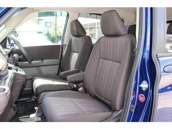 2021 Honda Freed II Рестайлинг, синий - вид 5
