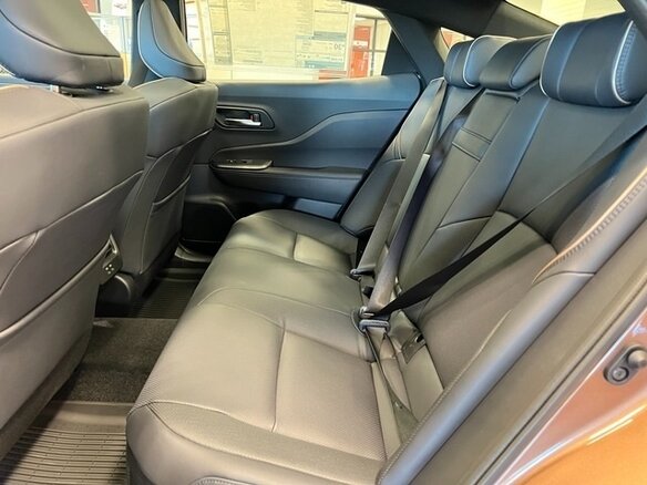 2024 Toyota Crown Crossover XVI (S230), оранжевый, 6162488 рублей - вид 11