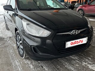 2013 Hyundai Solaris I, чёрный, 750000 рублей, вид 5