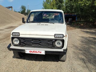 1998 Lada (ВАЗ) 2121 (4x4) I Рестайлинг, белый, 190000 рублей, вид 1