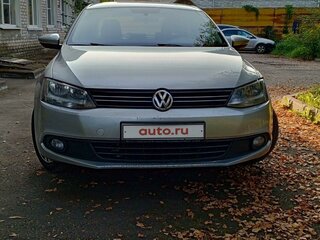 2013 Volkswagen Jetta VI, серебристый, 800000 рублей, вид 2