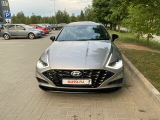 2019 Hyundai Sonata VIII (DN8), серый, 2570000 рублей, вид 3