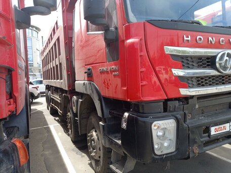 2023 IVECO-Hongyan 8x4 (CQ3406), красный, 3699000 рублей, вид 3