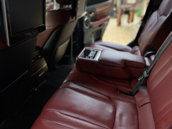 2016 Lexus LX 570 III Рестайлинг 2, серый, 7500000 рублей - вид 12