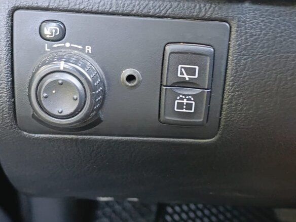 2006 SsangYong Rexton I, чёрный, 750000 рублей - вид 16