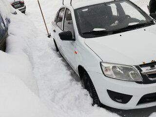 2015 Lada (ВАЗ) Granta I, белый, 450000 рублей, вид 4