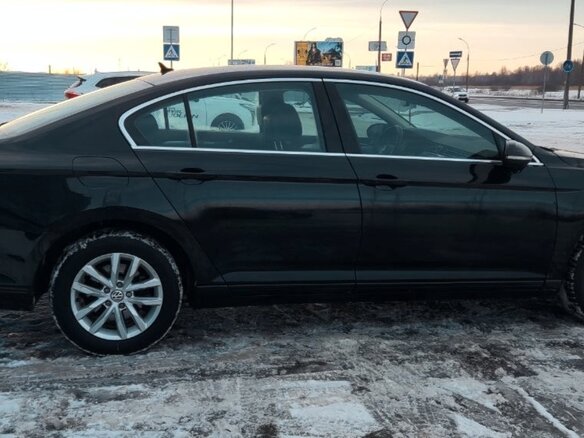 2017 Volkswagen Passat B8, чёрный, 1550000 рублей - вид 8