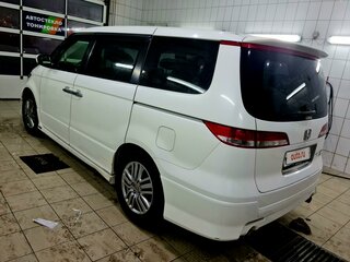 2005 Honda Elysion I, белый, 1200000 рублей, вид 5
