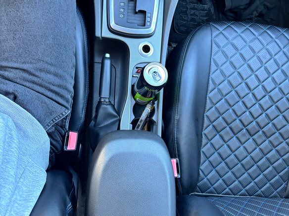 2010 Ford Focus II Рестайлинг, чёрный, 400000 рублей - вид 12
