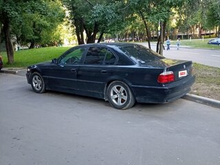 1999 BMW 7 серии 740i III (E38) Рестайлинг, чёрный, 650000 рублей, вид 3