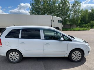 2012 Opel Zafira B Рестайлинг, белый, 800000 рублей, вид 4