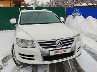 2007 Volkswagen Touareg I Рестайлинг, белый, 1290000 рублей, вид 4