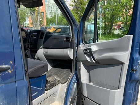 2007 Volkswagen Crafter, синий, 650000 рублей, вид 2