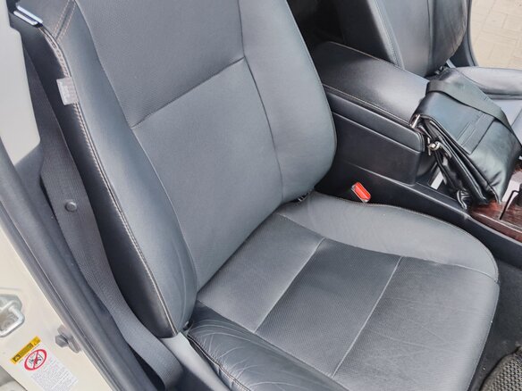 2015 Toyota Camry VII (XV50) Рестайлинг, белый, 2200000 рублей - вид 27