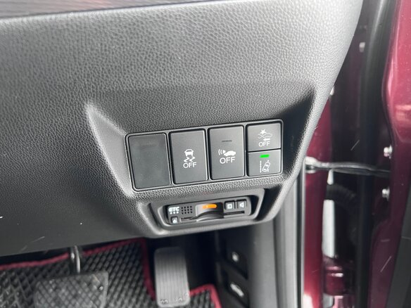 2018 Honda Stepwgn Spada V Рестайлинг, красный, 2300000 рублей - вид 8