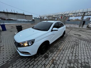 2022 Lada (ВАЗ) Vesta I, белый, 1300000 рублей, вид 2