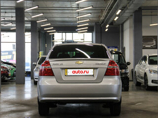 2010 Chevrolet Aveo I Рестайлинг, серебристый, 495000 рублей, вид 5