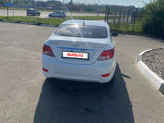 2013 Hyundai Solaris I, белый, 760000 рублей, вид 5