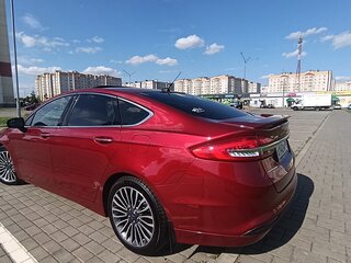 2016 Ford Fusion (North America) II Рестайлинг, красный, 1400000 рублей, вид 5