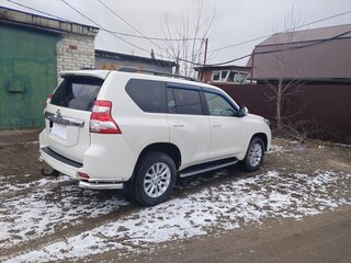 2015 Toyota Land Cruiser Prado 150 Series Рестайлинг 1, белый, 3450000 рублей, вид 5