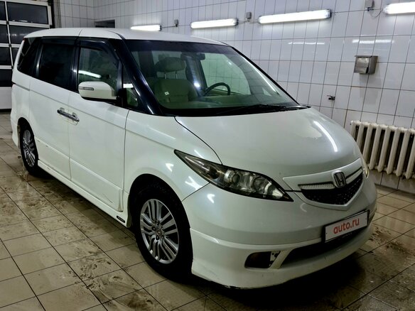 2005 Honda Elysion I, белый, 1100000 рублей - вид 1