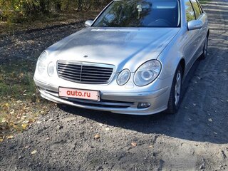 2005 Mercedes-Benz E-Класс 220 III (W211, S211), серебристый, 950000 рублей, вид 1