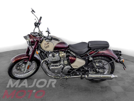 2026 Royal Enfield Classic 650, красный, 703000 рублей, вид 5