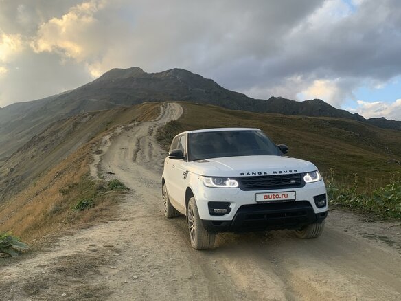 2014 Land Rover Range Rover Sport II, белый, 3800000 рублей - вид 2