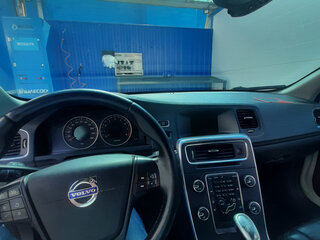 2012 Volvo S60 II, белый, 880000 рублей, вид 2