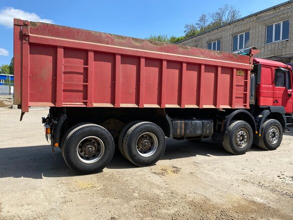 2004 MAN F 2000, красный, 3300000 рублей - вид 2