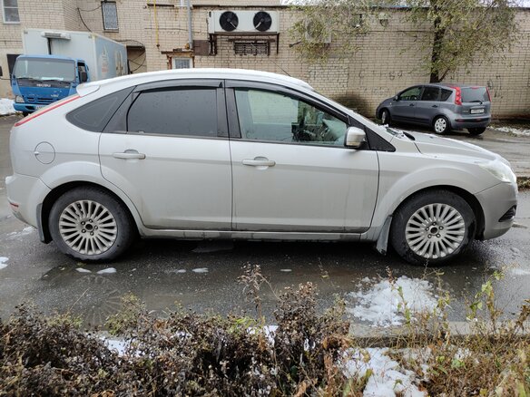 2008 Ford Focus II Рестайлинг, серебристый, 600000 рублей - вид 6