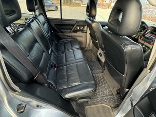 2003 Mitsubishi Pajero III Рестайлинг, серебристый, 1150000 рублей, вид 2