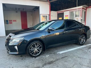 2018 Toyota Camry VII (XV50) Рестайлинг 2, синий, 2300000 рублей, вид 1