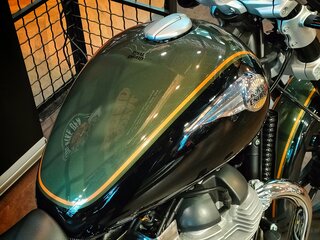2026 Royal Enfield Super Meteor, зелёный, 773000 рублей, вид 5