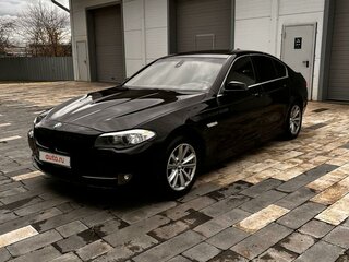 2011 BMW 5 серии 520d VI (F10/F11/F07), чёрный, 2000000 рублей, вид 2