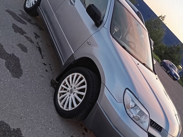 2006 Mitsubishi Outlander I, серый, 500000 рублей - вид 9