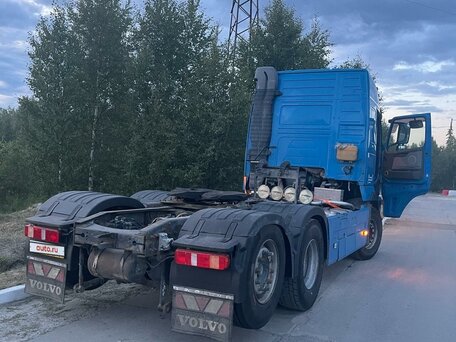 2011 Volvo FH, синий, 4600000 рублей, вид 2