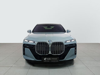 2024 BMW 7 серии 740d xDrive VII (G70), серый, 13400000 рублей, вид 2