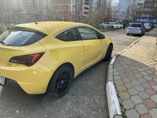 2013 Opel Astra GTC J Рестайлинг, жёлтый, 1360000 рублей, вид 4