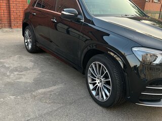 2020 Mercedes-Benz GLE 300 d II (V167), чёрный, 7050000 рублей, вид 4