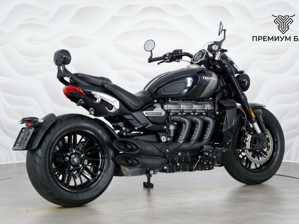 2021 Triumph Rocket 3, чёрный, 1899000 рублей - вид 5
