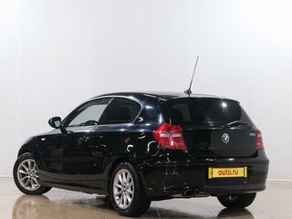 2011 BMW 1 серии 116i I (E81/E82/E87/E88) Рестайлинг, чёрный, 950000 рублей, вид 5