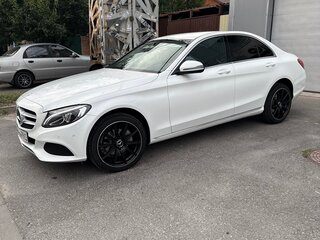 2015 Mercedes-Benz C-Класс 180 IV (W205), белый, 1820000 рублей, вид 1