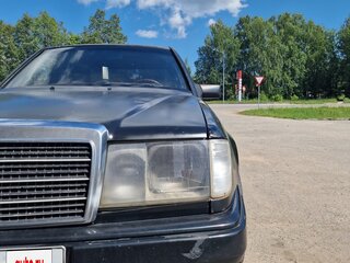 1988 Mercedes-Benz W124 230 5-speed, чёрный, 130000 рублей, вид 2