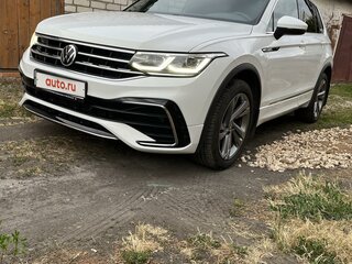 2021 Volkswagen Tiguan II Рестайлинг, белый, 5000000 рублей, вид 1