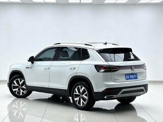 2023 Volkswagen Tayron I Рестайлинг, белый, 1810000 рублей, вид 3