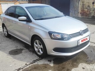 2013 Volkswagen Polo V, серый, 775000 рублей, вид 2