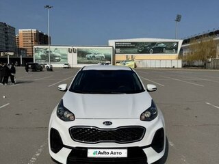 2020 Kia Sportage IV Рестайлинг, белый, 2050000 рублей, вид 3