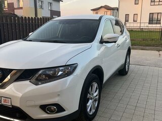 2017 Nissan X-Trail III, белый, 2400000 рублей, вид 2